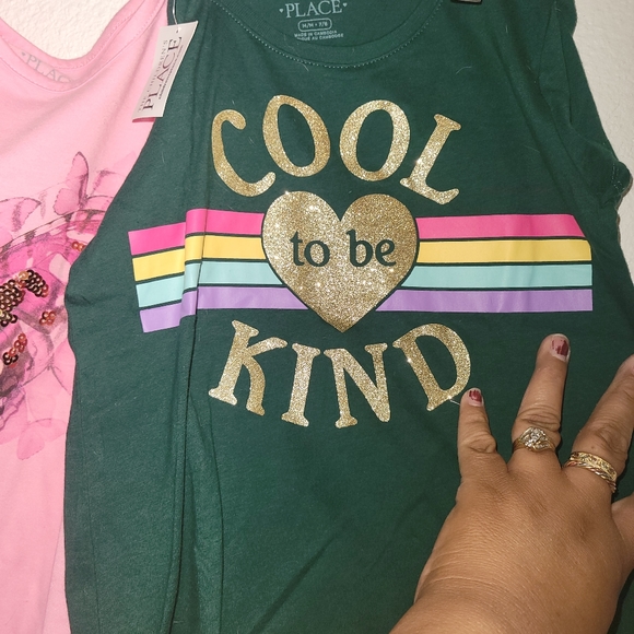 2 children's t-shirts - Picture 2 of 6